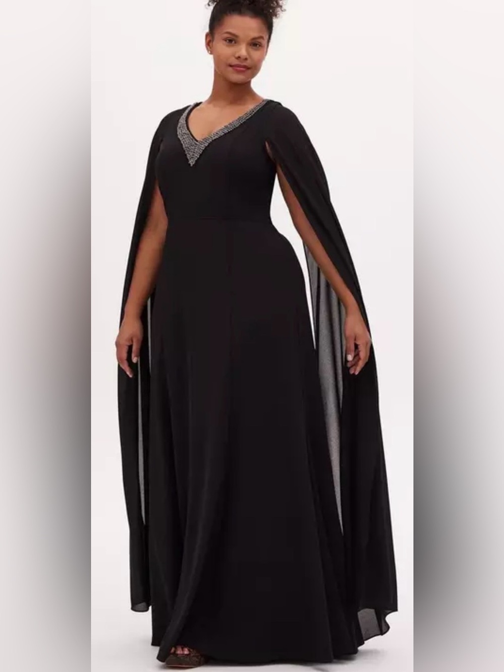 NWT Torrid Disney Villains Maleficent Georgette cape sleeve gown sizes 12(flawed